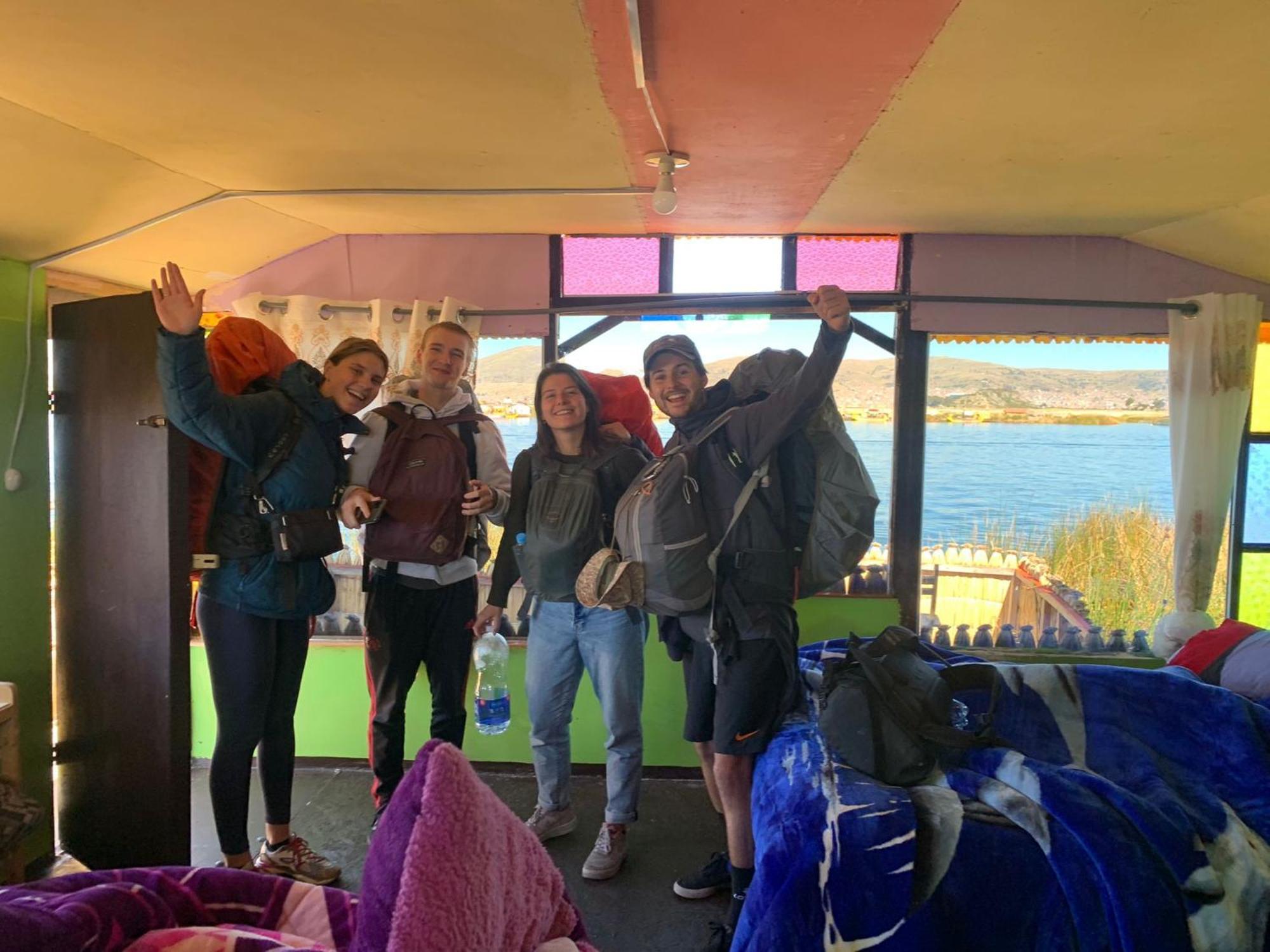 Urosfood & Titiqaqa Lodge מראה חיצוני תמונה