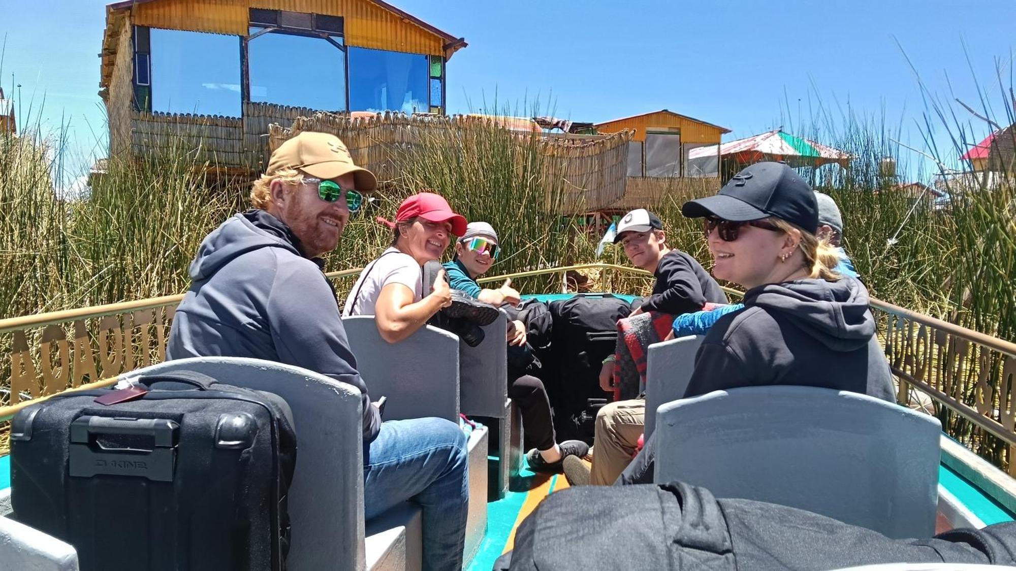 Urosfood & Titiqaqa Lodge מראה חיצוני תמונה