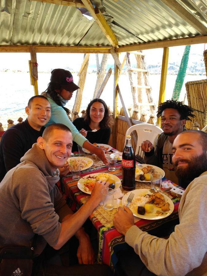 Urosfood & Titiqaqa Lodge מראה חיצוני תמונה
